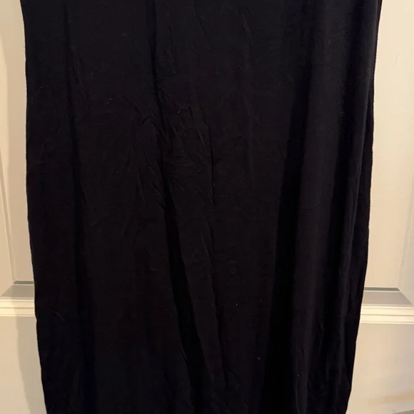 Daily Ritual Classic Black Tee - Picture 10 of 10